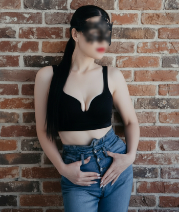 Девушка по вызову Яна Юг 27 лет сделает с удовольствием классический секс и примет у себя