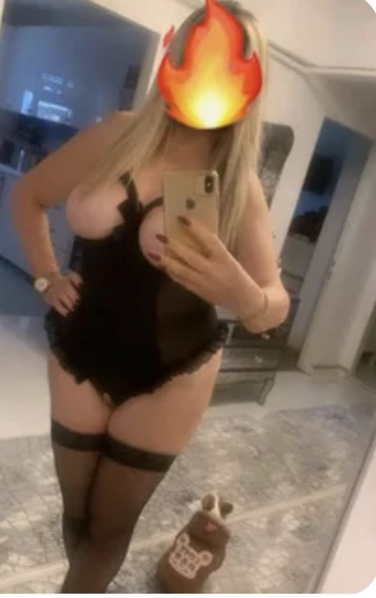 Девушка Дашуля 42 лет исполнит бондаж и пригласит к себе