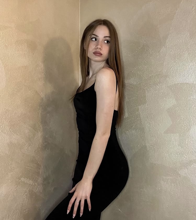 Путана МАША с 2 размером груди исполнит эротический массаж и позовет в гости