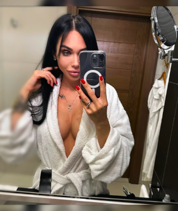 Эскорт АНГЕЛИНА 25 лет исполнит расслабляющий массаж и позовет в гости