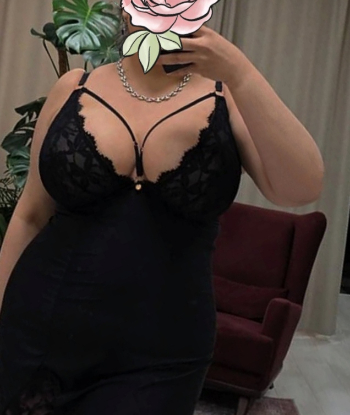 Путана Марина 34 лет сделает с удовольствием расслабляющий массаж и пригласит к себе в Район - Юго-Запад